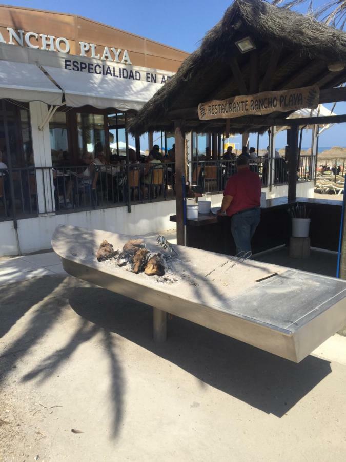El Piso Otel Fuengirola Dış mekan fotoğraf